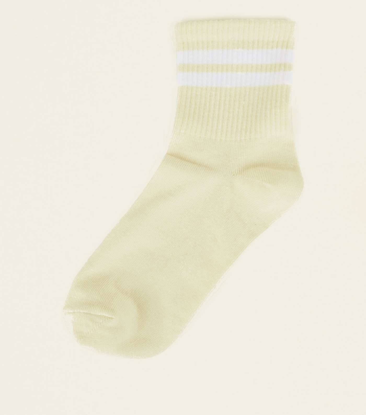 Pale Yellow Ribbed Sport Stripe Socks