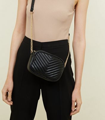 Black Chevron Quilted Camera Bag | New Look