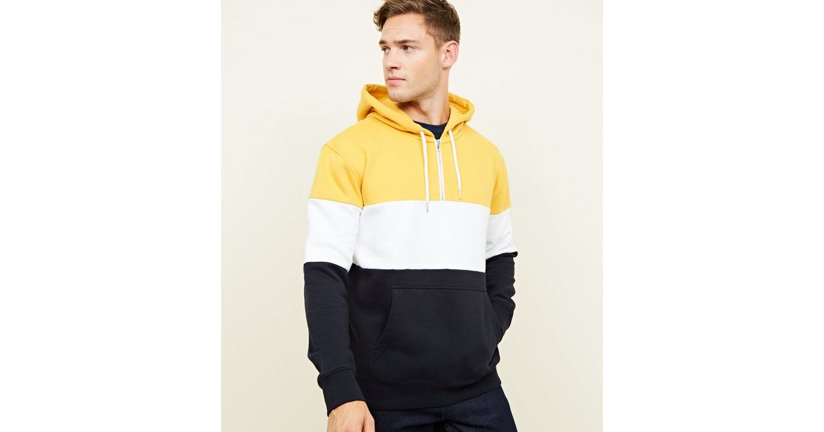 Gelber Kapuzenpullover Mit Colour Blocking Design Und Halblangem Reissverschluss New Look