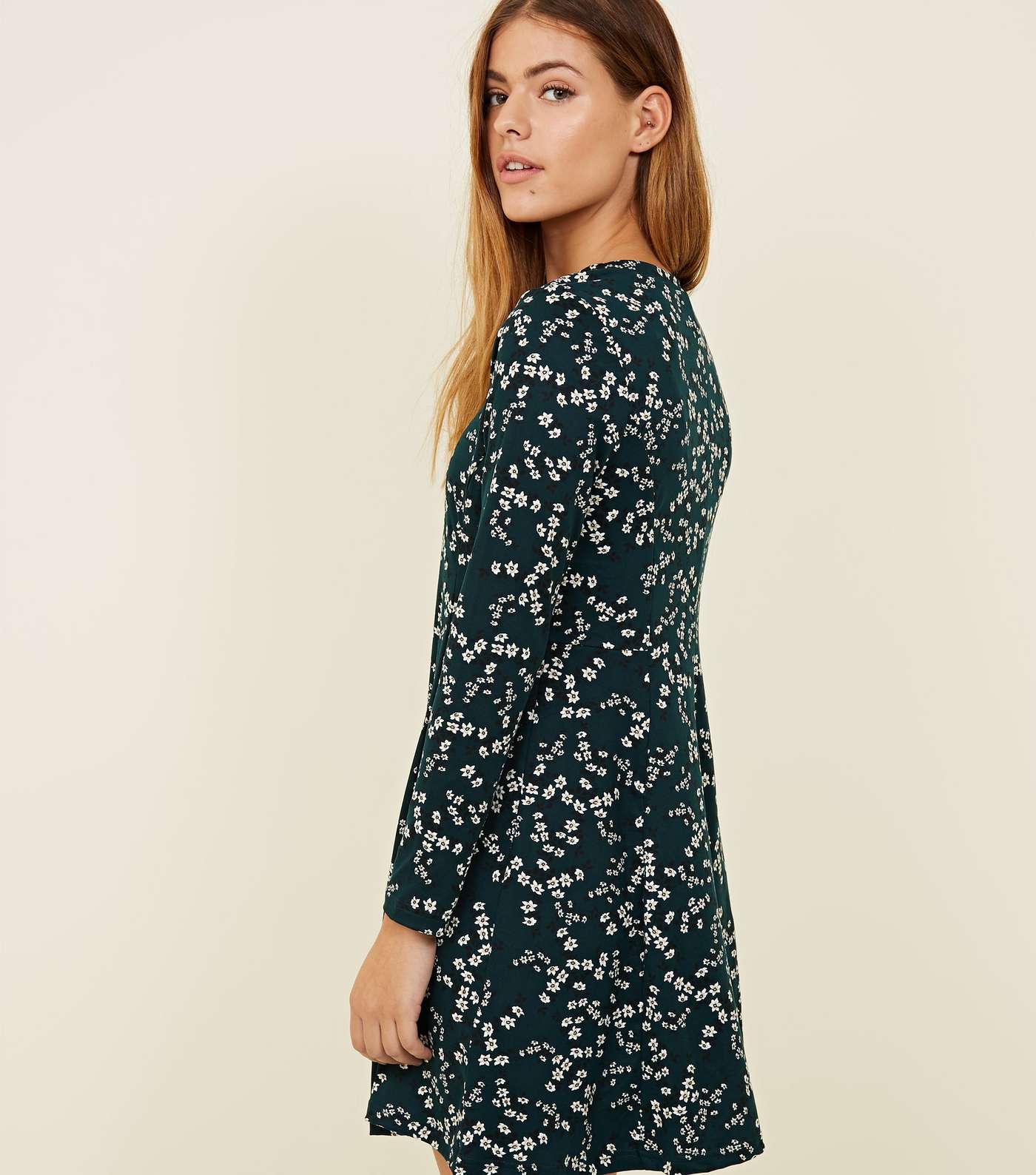 Petite Green Floral Soft Touch Skater Dress  Image 3
