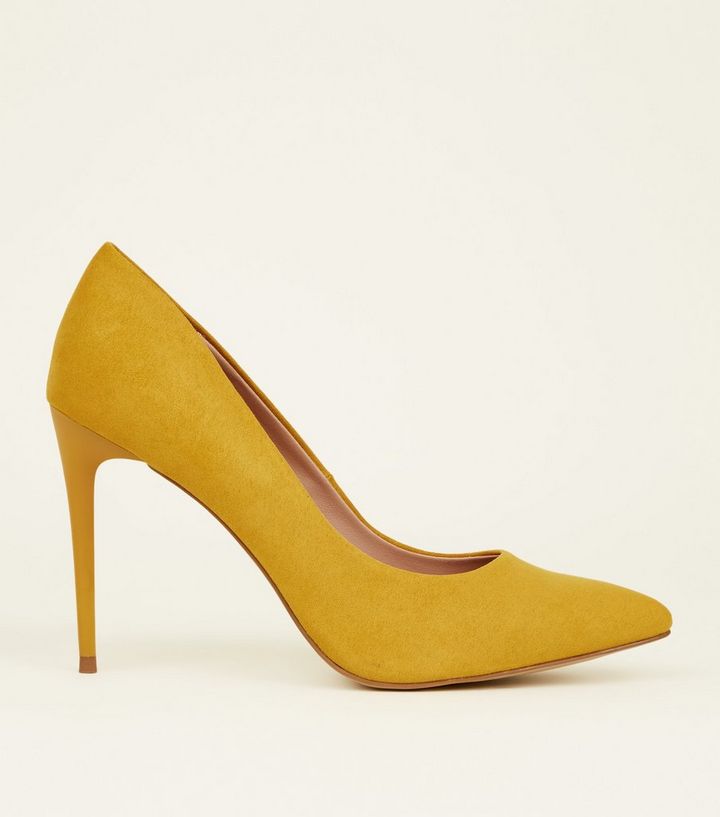 Yellow Comfort Suedette Pointed Court Shoes New Look