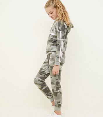 camo sweatpants girls