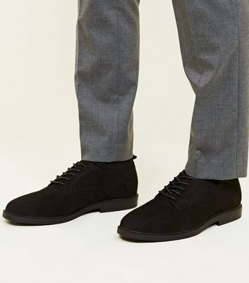 Schwarze Derby Schuhe in Wildleder Optik | New Look Schwarze Derby Schuhe in Wildleder Optik | New Look