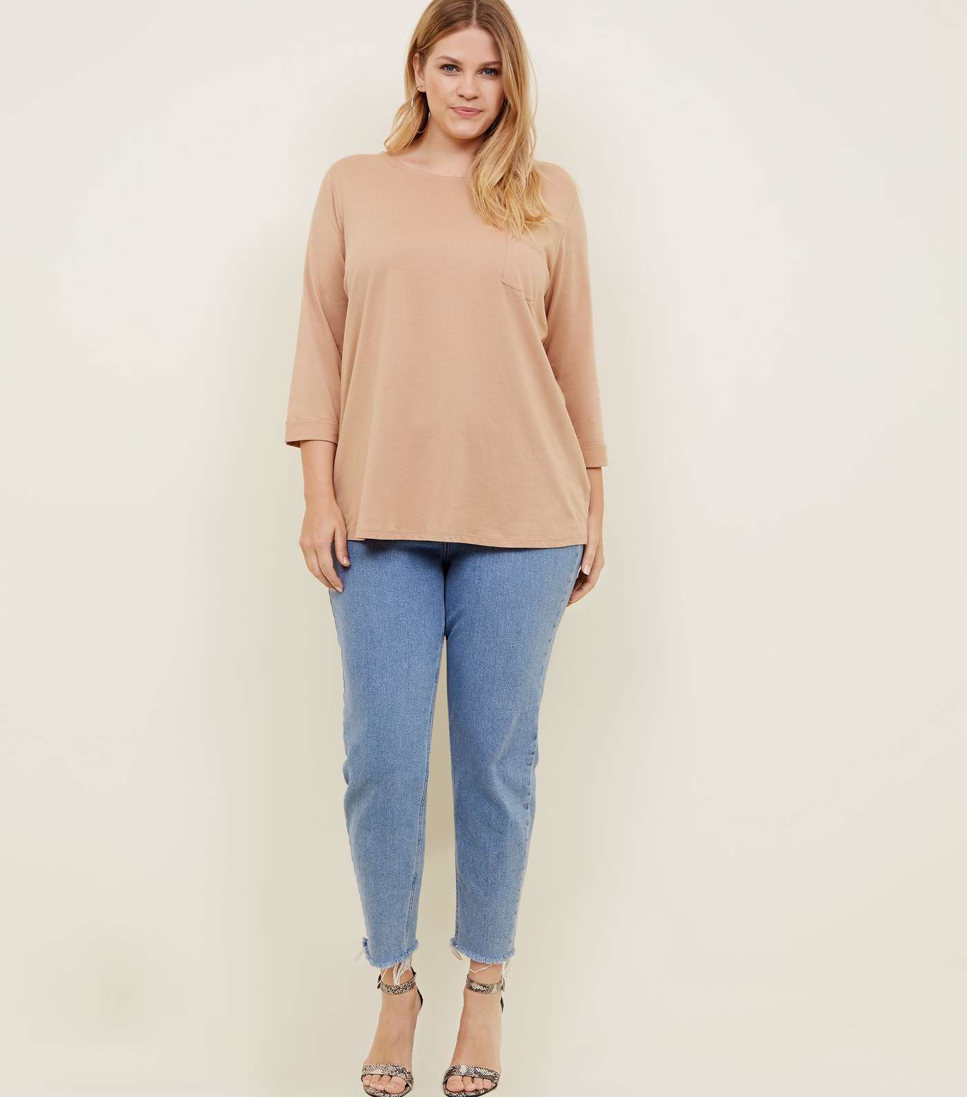 Curves Camel Pocket Front Slouchy T-Shirt Image 2