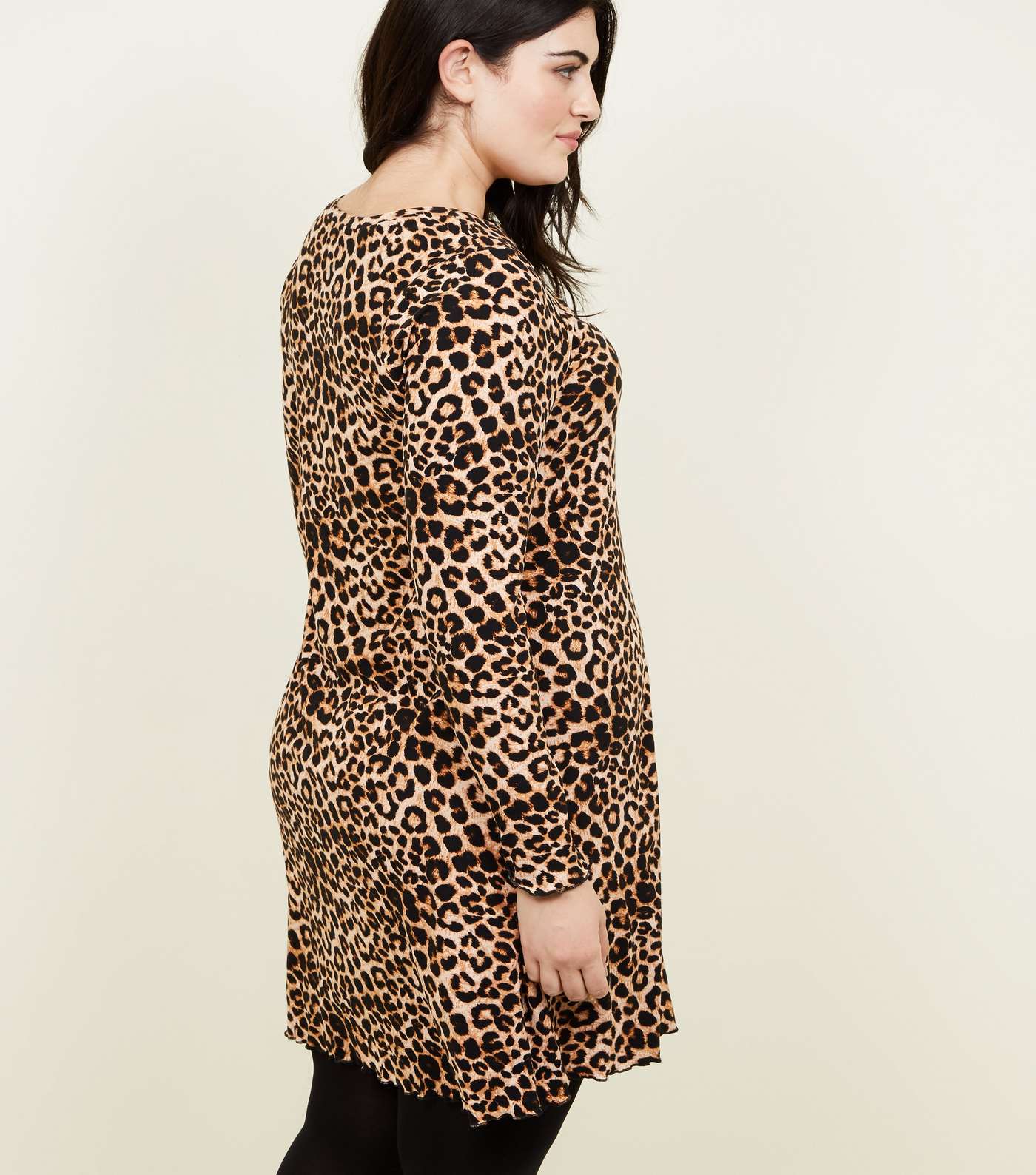 Curves Leopard Print Long Sleeve Dress Image 3