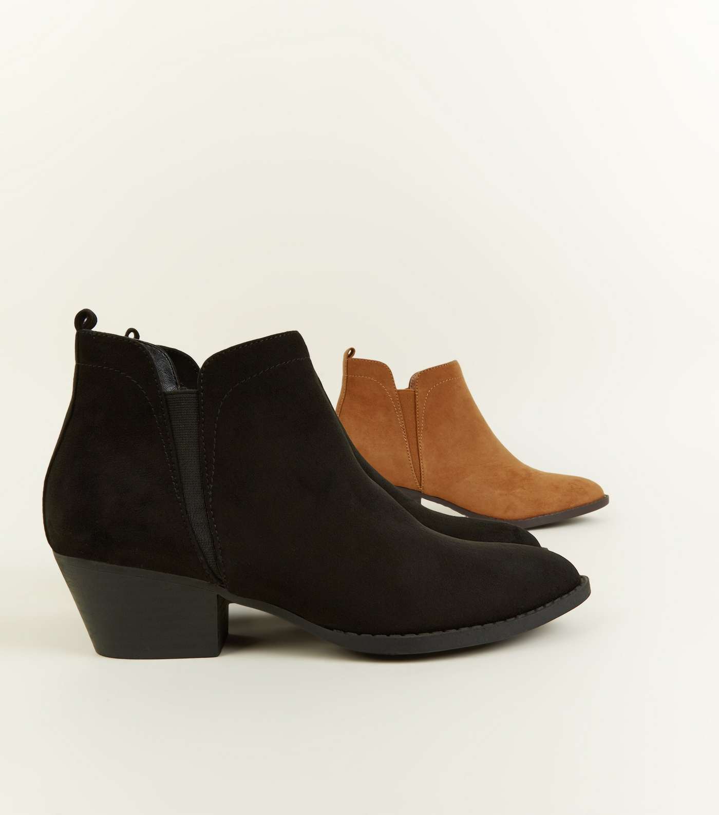 Black Pointed Western Chelsea Boots Image 4