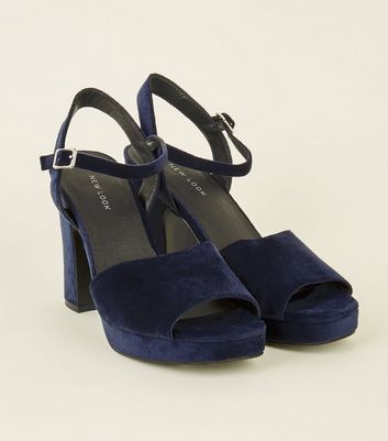 Navy blue sandals new 2024 look