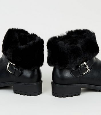 black ankle boots with fur cuff