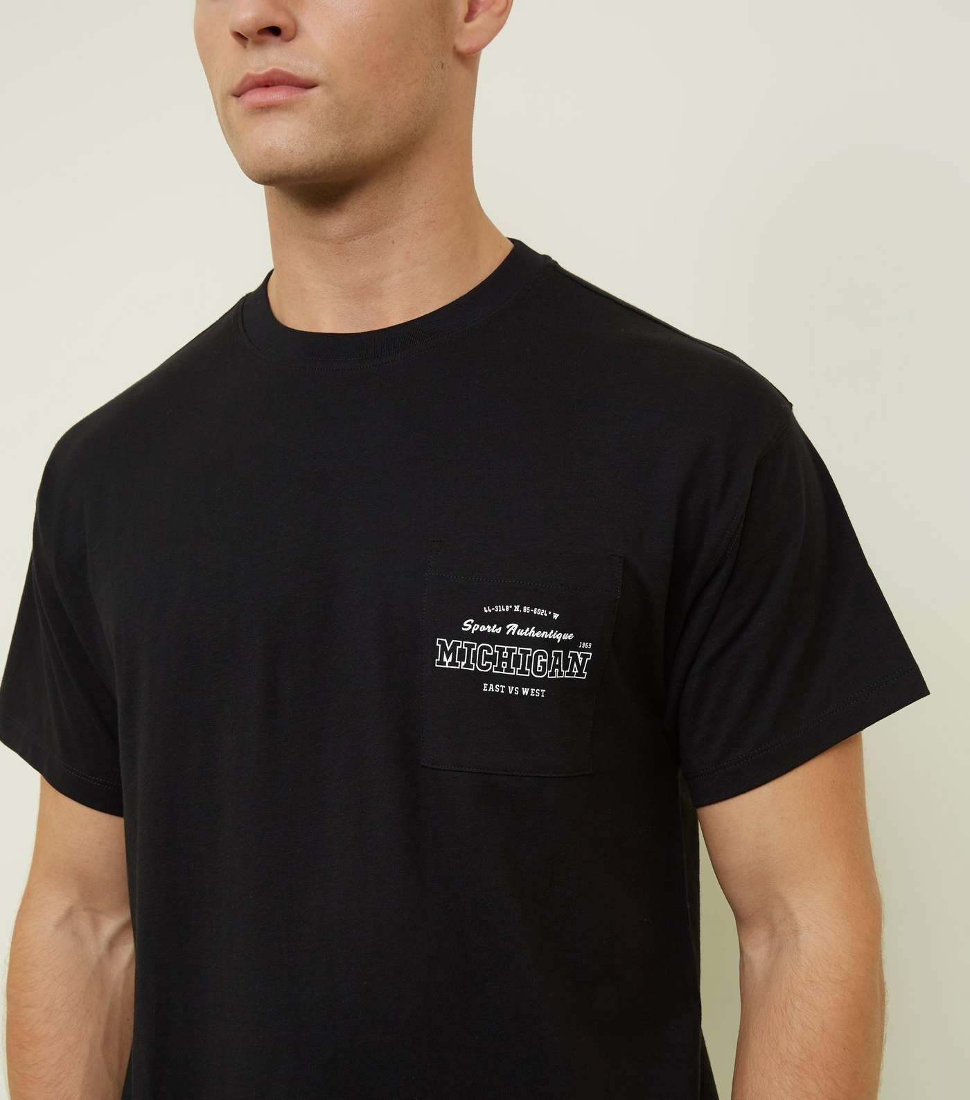 Black Pocket Printed Michigan Logo T-Shirt Image 5
