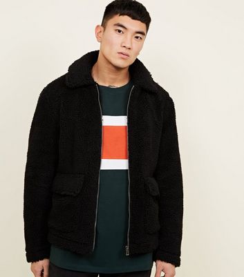 Schwarze Teddyfell Jacke mit Reißverschluss vorne Schwarze Teddyfell Jacke mit Reißverschluss vorne