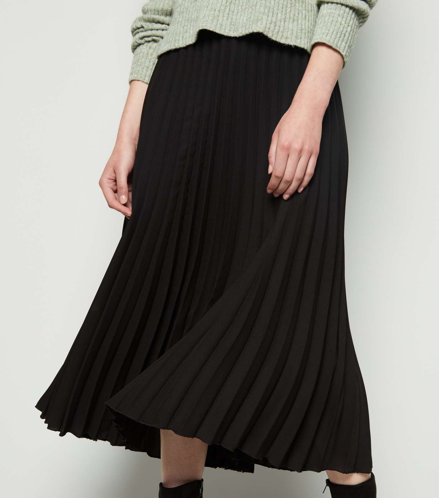 Black Chiffon Pleated Midi Skirt Image 5