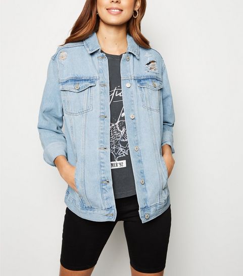 Veste bleu vif oversize en jean boutonnée