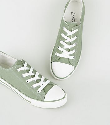 Light green outlet shoes