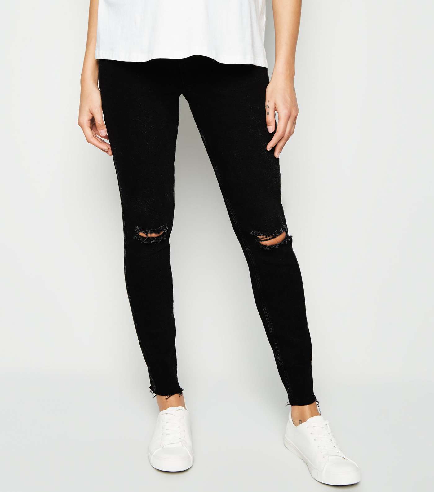 Maternity Black Ripped Knee Over Bump Skinny Jeans Image 2