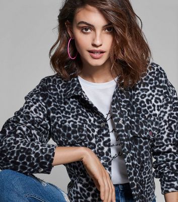 Animal print jacket hot sale new look