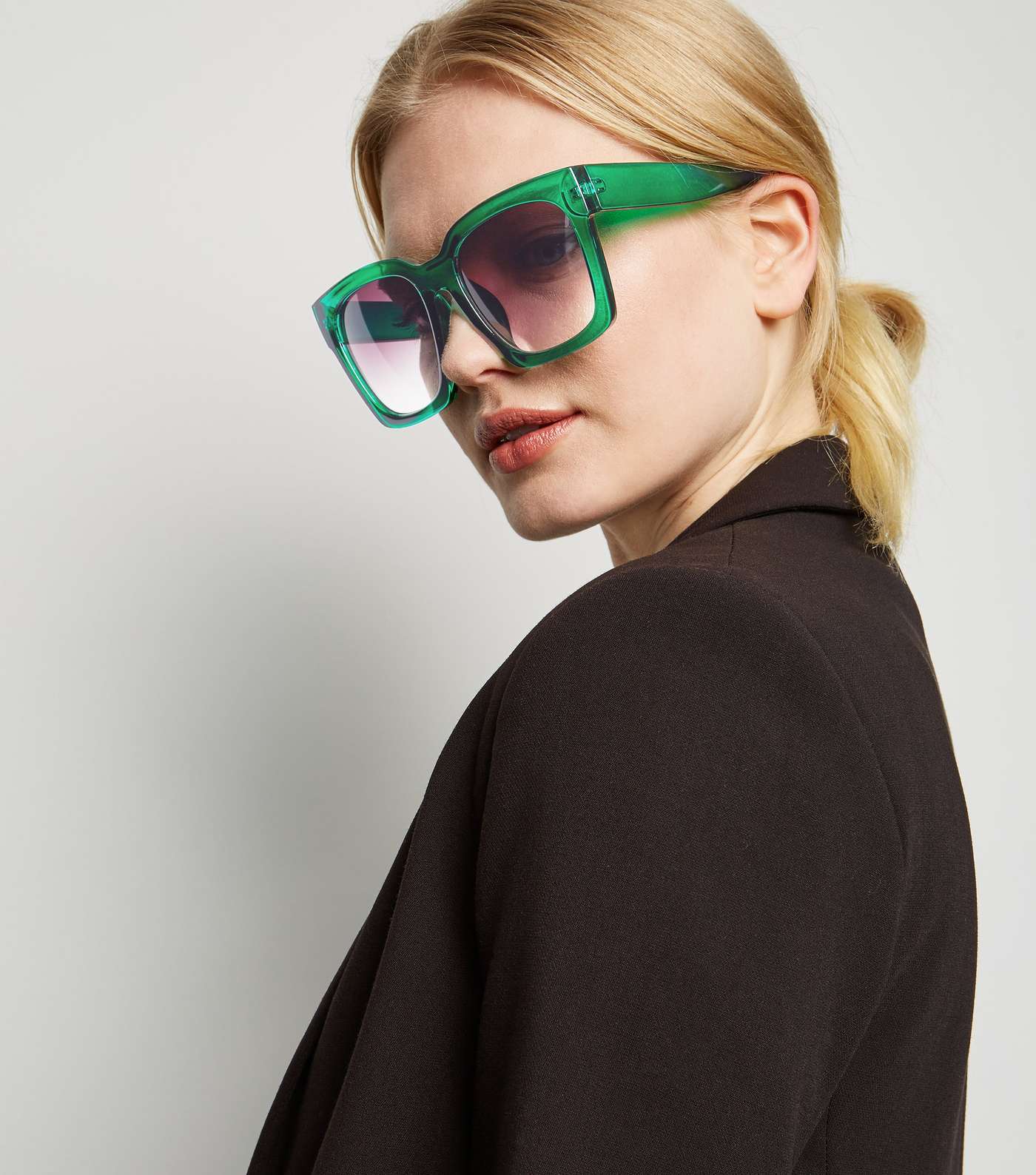 Green Oversized Rectangular Sunglasses  Image 2