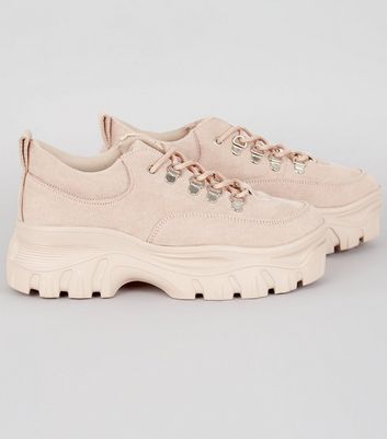 chunky hiker trainers