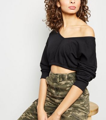 v neck crop sweatshirt