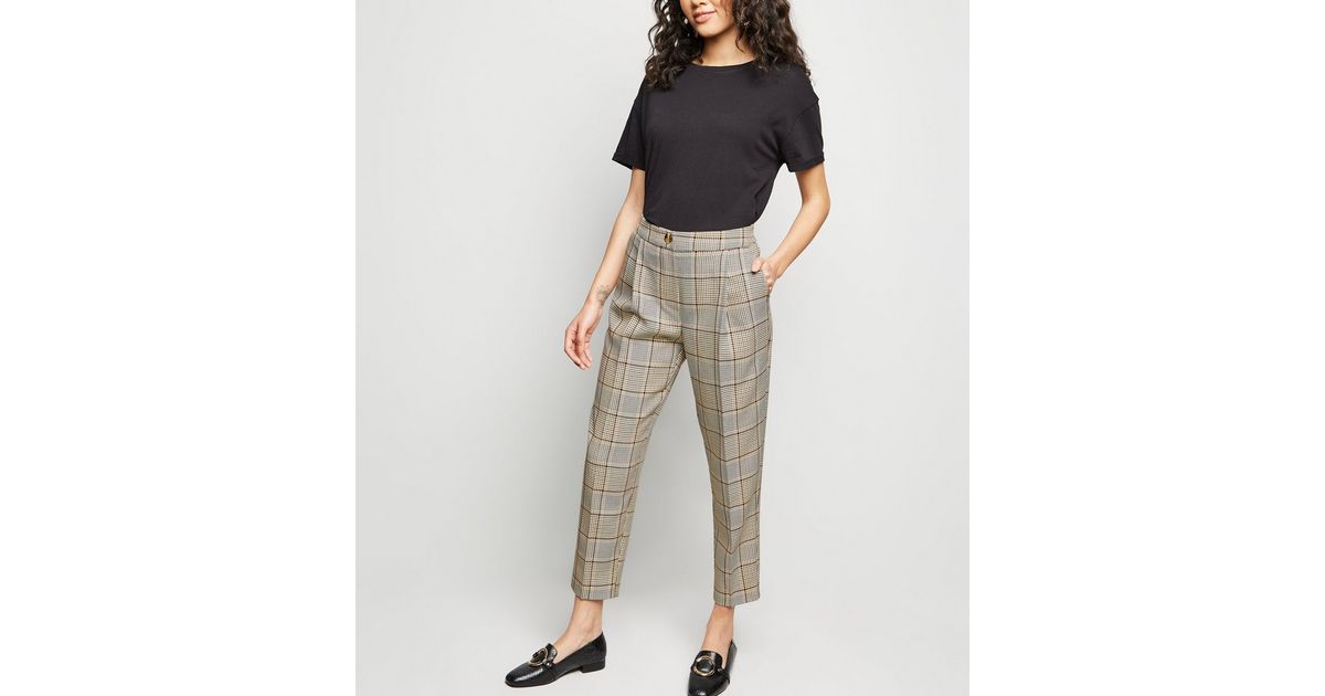 Petite Multicoloured Check Tapered Trousers | New Look