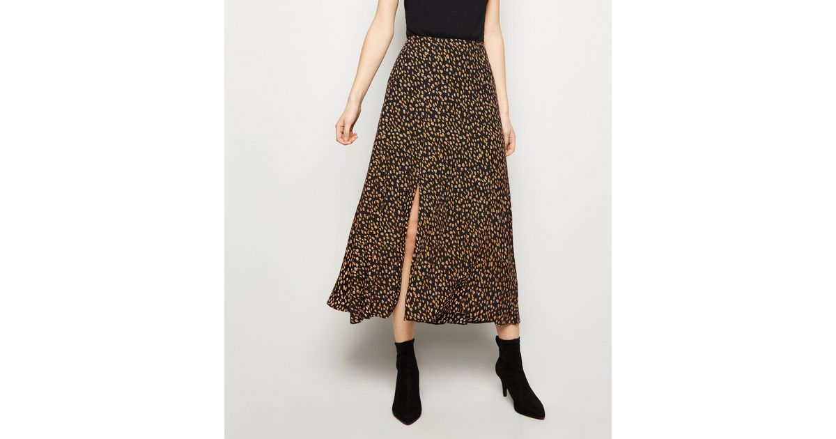 Black Spot Print Side Split Midi Skirt | New Look