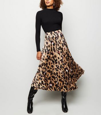 jupe leopard satin