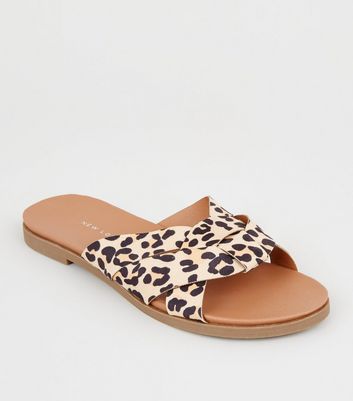 leopard print slider
