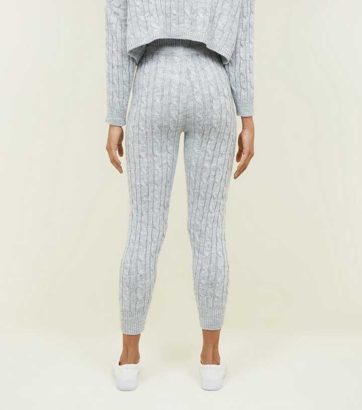 Cameo Rose Pale Grey Cable Knit Leggings