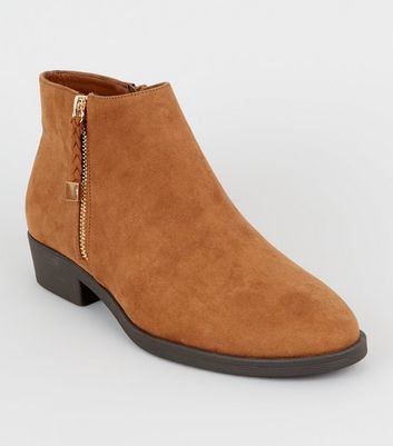zip flat ankle boots