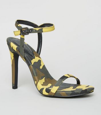 green shoes new look