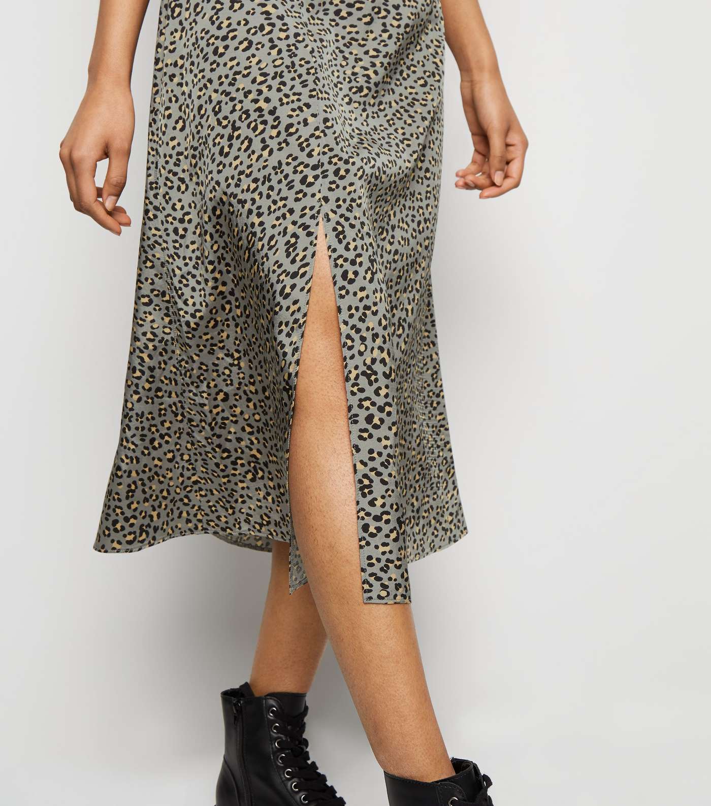 Petite Light Grey Leopard Print  Midi Skirt  Image 3