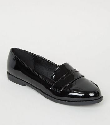 girls black patent loafers