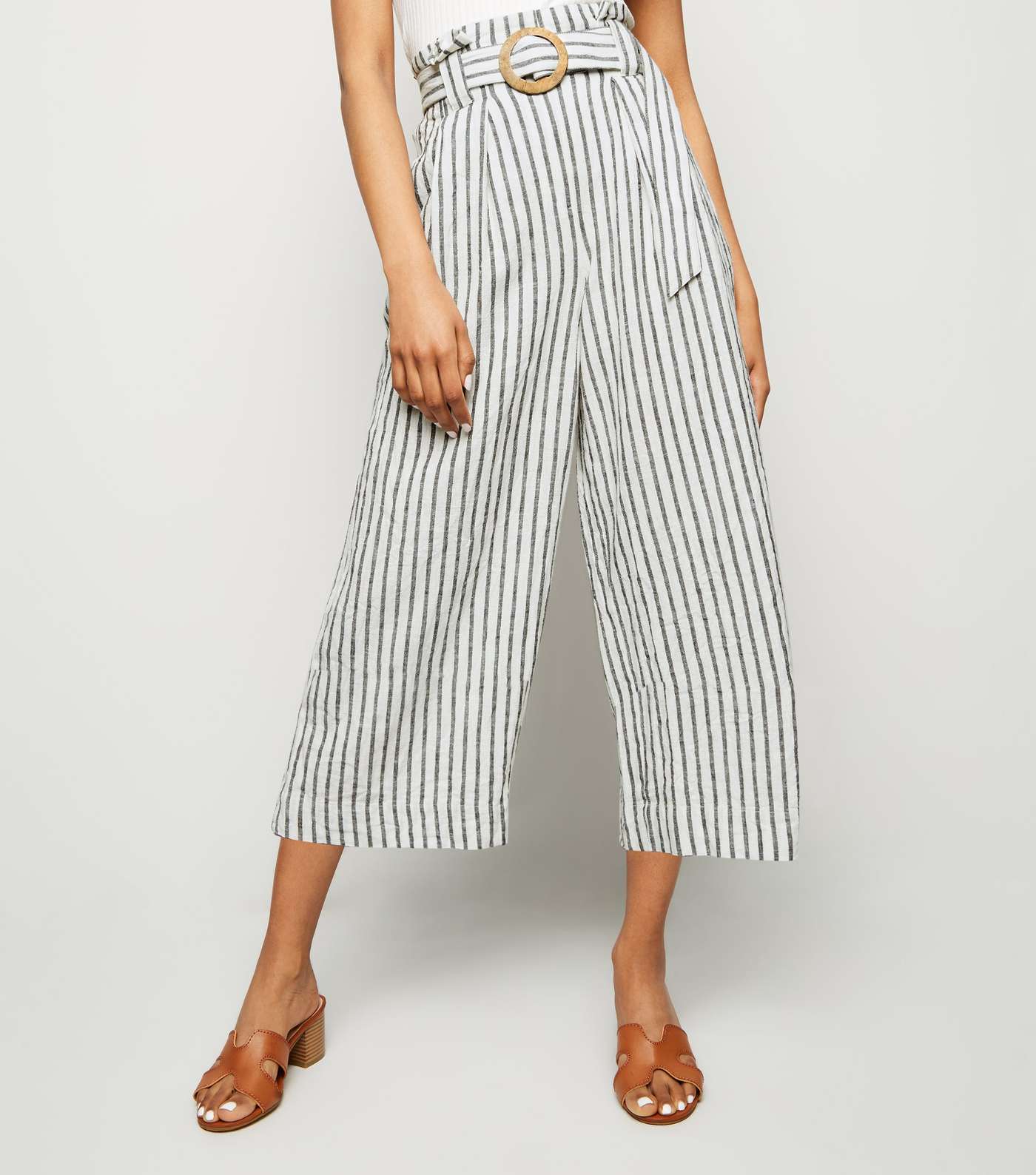 Petite Off White Linen Blend Cropped Trousers Image 2