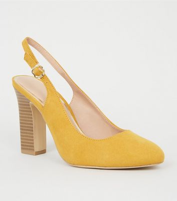 chaussure talon jaune moutarde