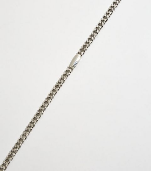 Silberfarbene Choker-Kette mit Steg