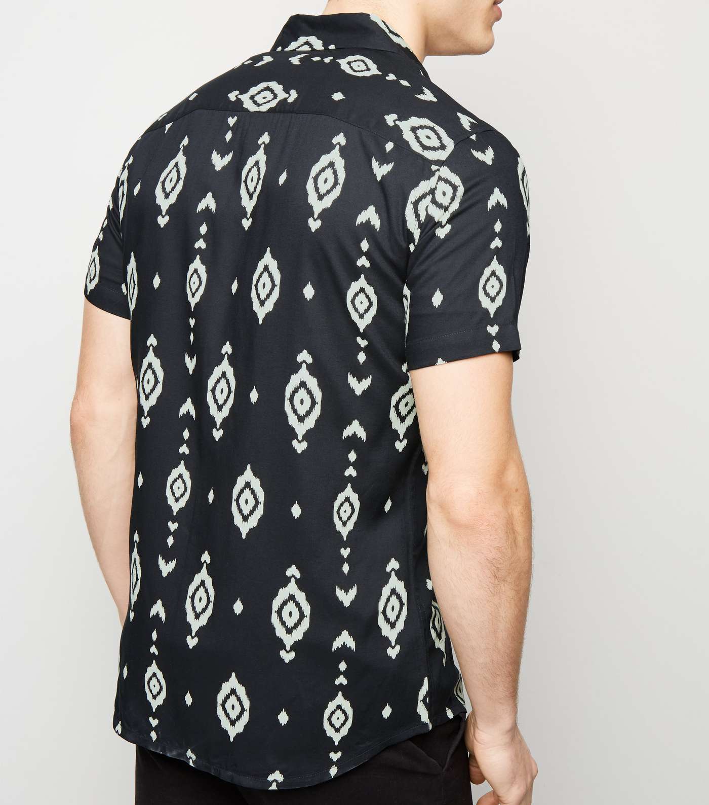 Black Geometric Print Viscose Shirt Image 3