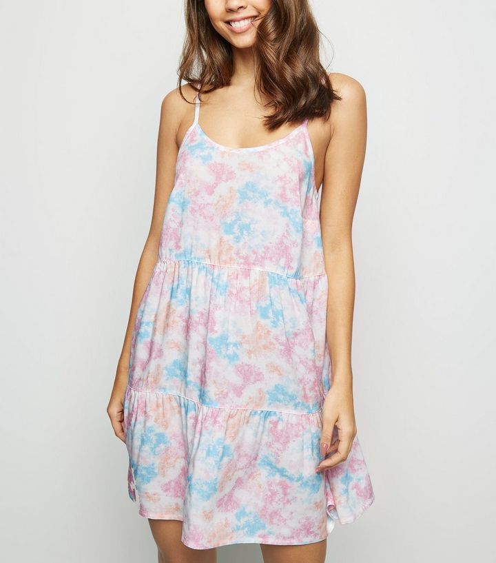 Robe De Plage Multicolore à Effet Tie Dye Et à Volants Ajouter à La Wishlist Supprimer De La Wishlist
