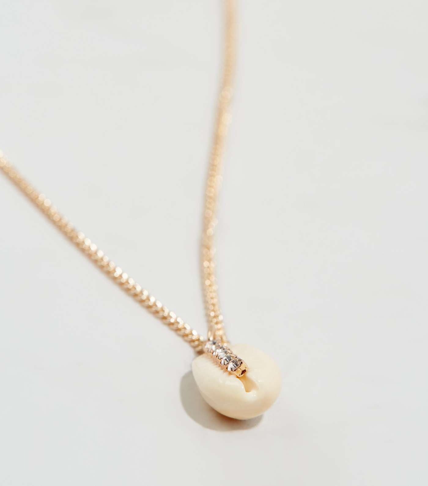 Gold Diamanté Shell Pendant Necklace Image 3