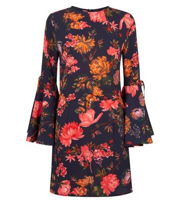 ax paris bell sleeve dress