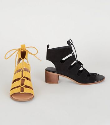 Sandales à Talons Public Desire Freya - Simili Daim Noir, Talon Bloc, Lanières Nouées, Taille US 7.5, Neuf Avec Boîte