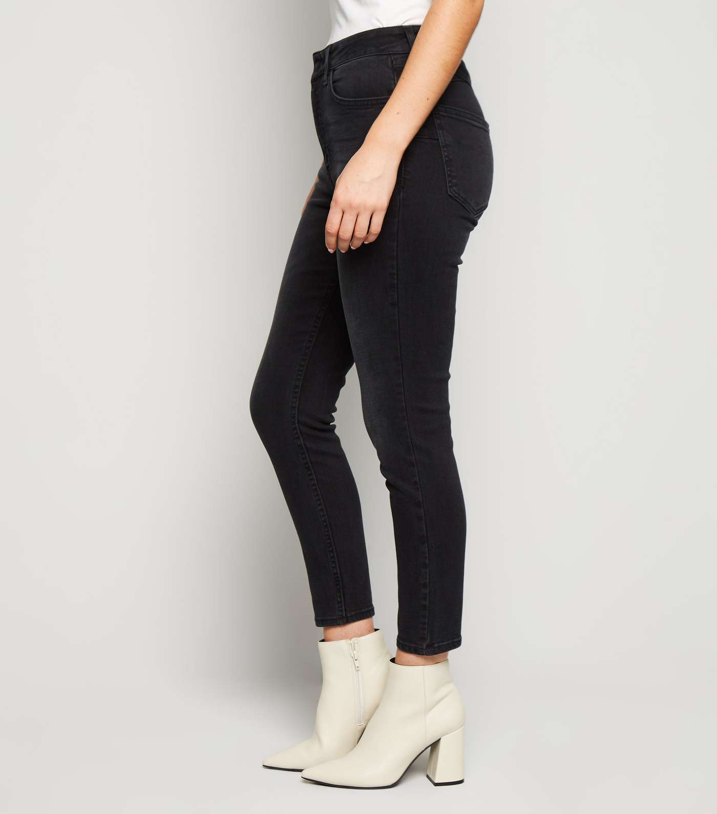 Petite Black 'Lift & Shape' Skinny Jeans Image 5