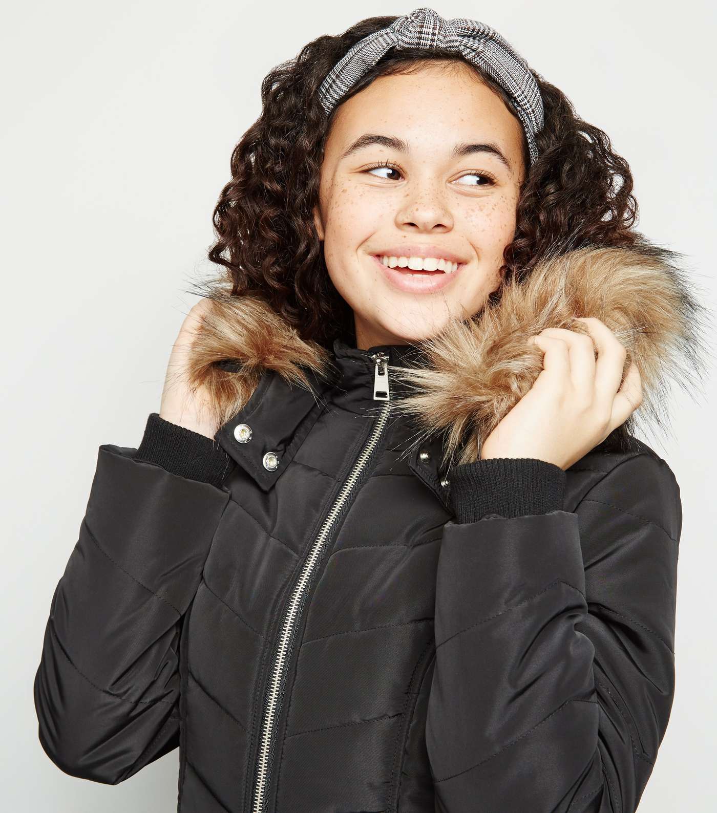 Girls Black Faux Fur Trim Fitted Puffer Coat Image 5