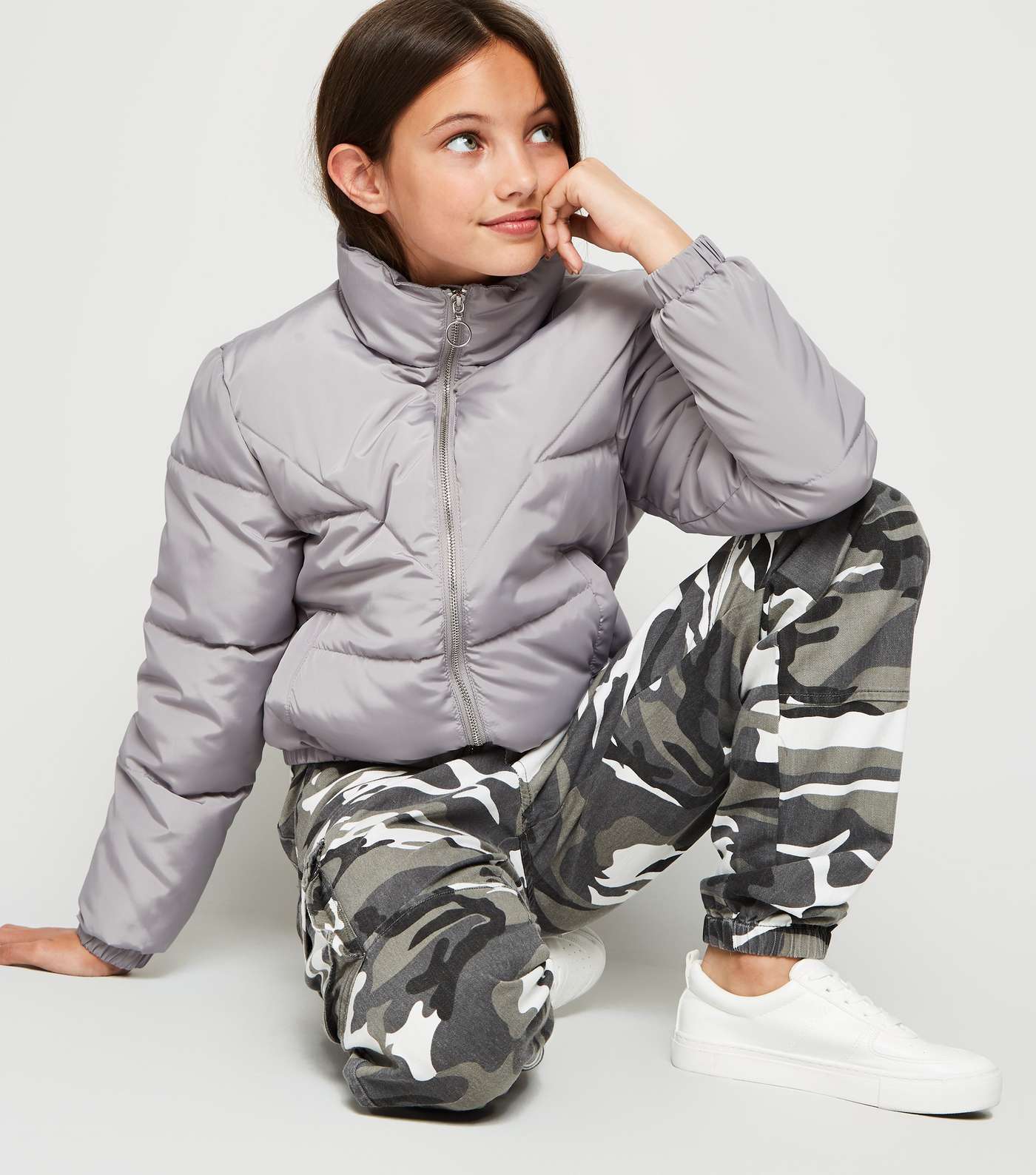 Girls Grey Puffer Jacket Image 3