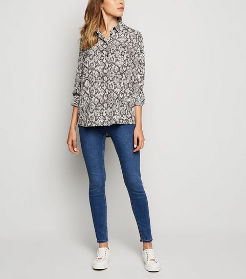 Blue Mid-Wash 'Lift & Shape' Jeggings