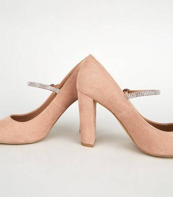 nude court shoes with strap