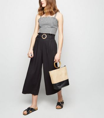 black linen cropped trousers