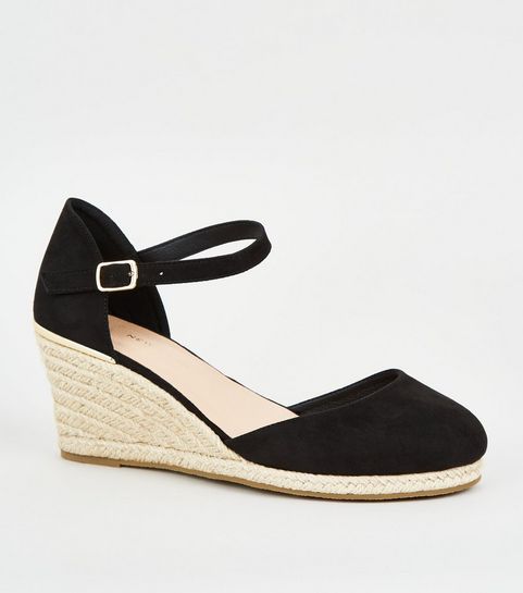 lacoste low top sneakers