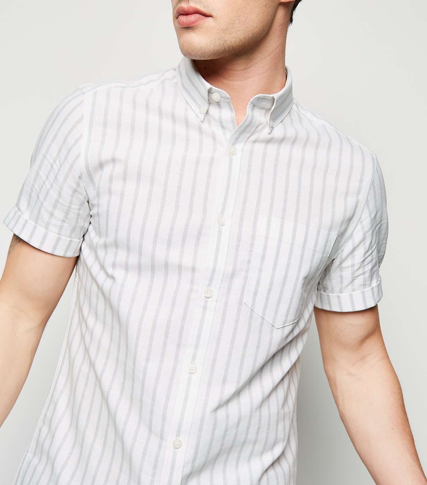 White Vertical Stripe Short Sleeve Oxford Shirt Image 5
