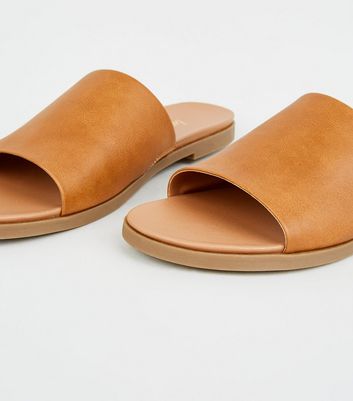 Sandales Plates Naot Femme - Cuir Marron, Semelle Liège, Bout Ouvert - Taille 37/38 - Occasion