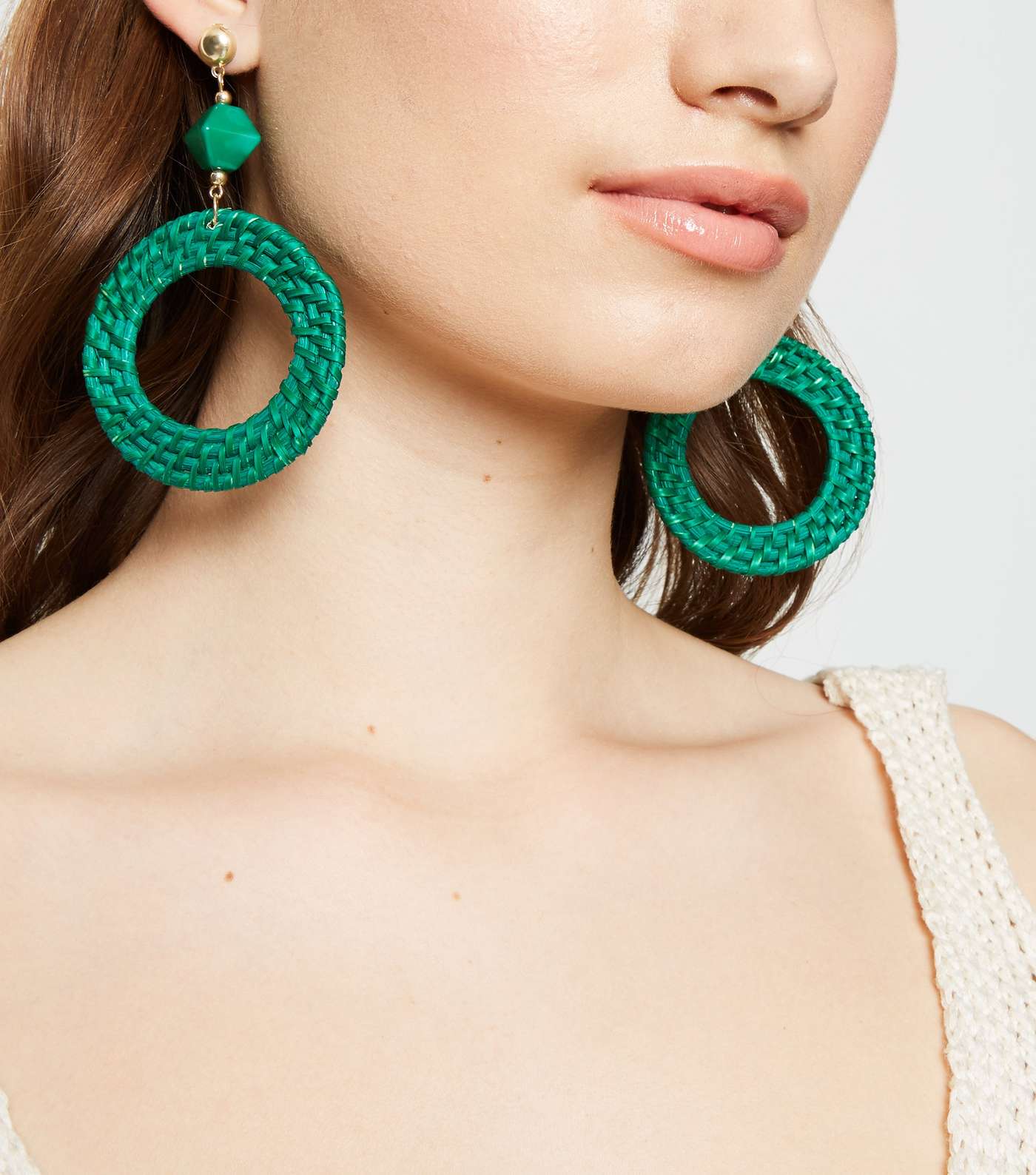 Green Woven Raffia Disc Earrings Image 2