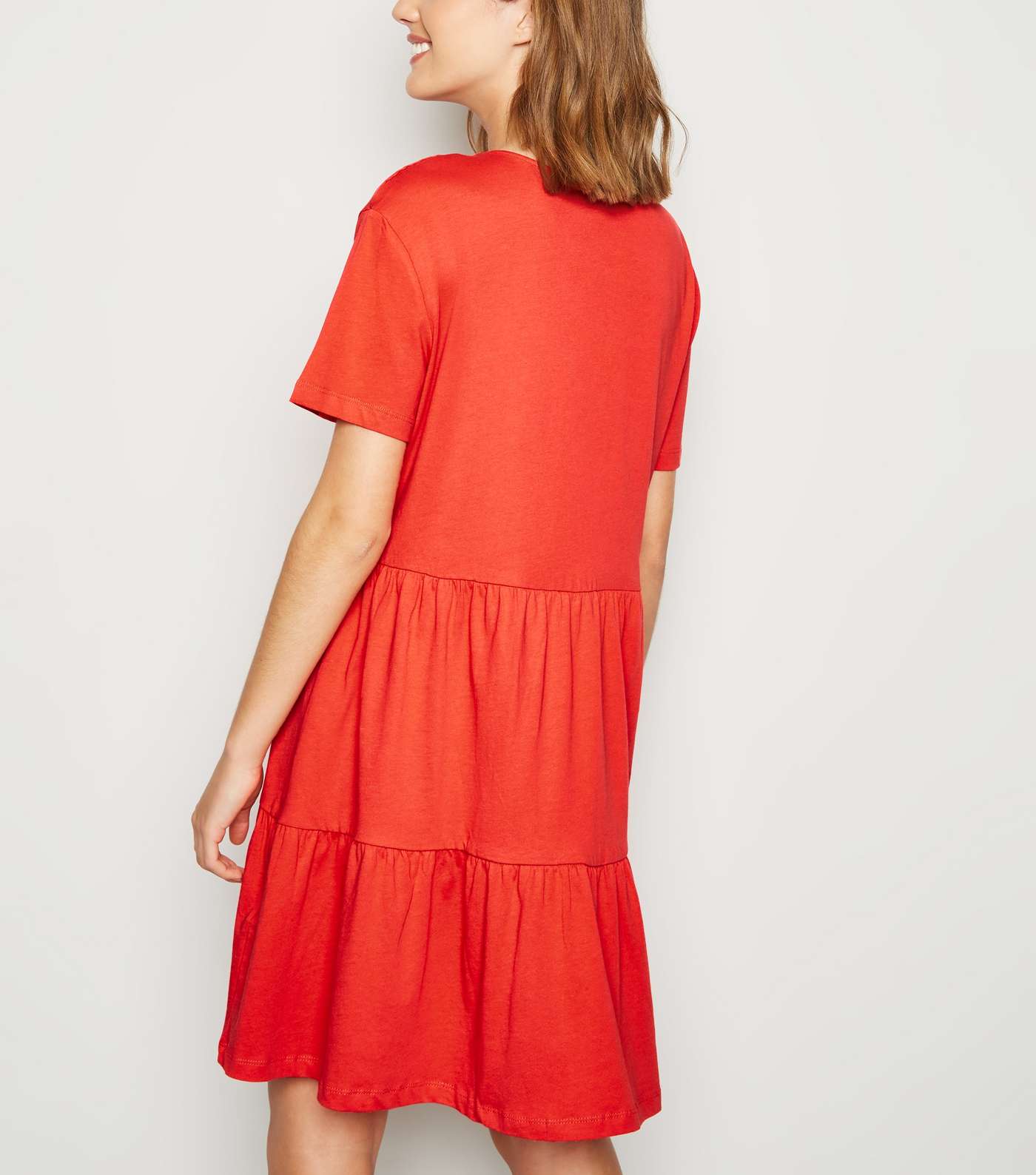 Red Short Sleeve Smock Dress Image 3